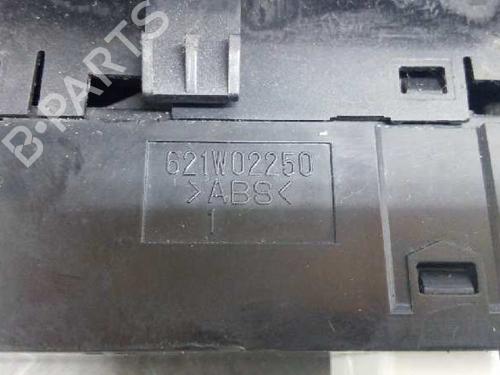 Left front window switch HYUNDAI TRAJET (FO) 2.0 CRDi | BP8438924I27 