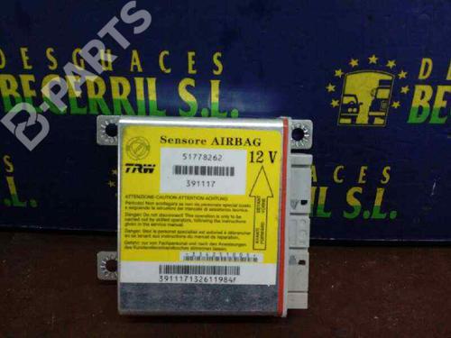 Used ECU airbags ECU airbags FIAT PANDA Hatchback Van (169_) 1.3 D Multijet (70 hp) 11183946 11183946