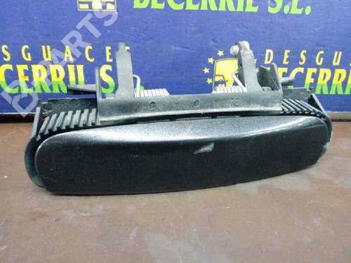 Used Rear left exterior door handle Rear left exterior door handle AUDI A3 (8P1) 2.0 TDI 16V quattro (140 hp) 8460190 8460190
