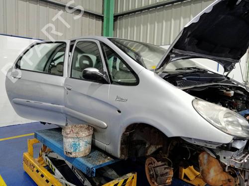 Front bumper CITROËN XSARA PICASSO (N68) 2.0 HDi | BP16922771C7 