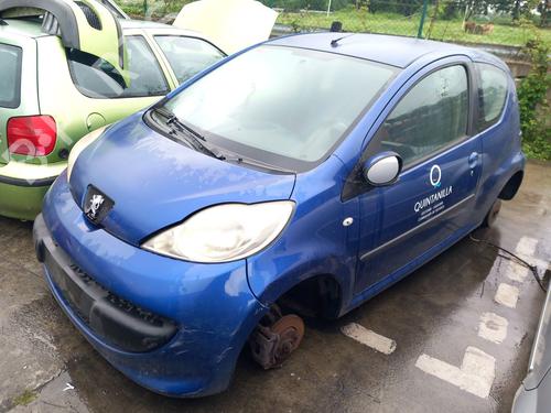 Left taillight PEUGEOT 107 (PM_, PN_) 1.4 HDi | BP24680606C34 