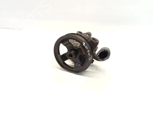 Used Steering pump TOYOTA AVENSIS (_T25_) 2.0 D-4D (CDT250_, CDT250R) (116 hp) 27090102