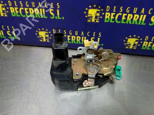 Used Front left lock CHRYSLER VOYAGER / GRAND VOYAGER III (GS_, NS_) [1995-2001]  8439745