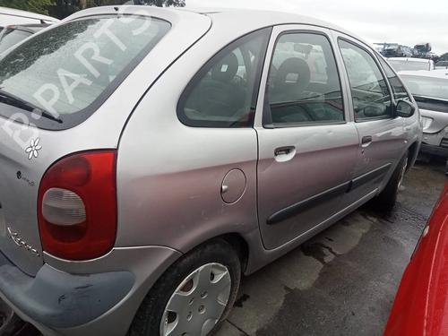 Left headlight CITROËN XSARA PICASSO (N68) 2.0 HDi | BP14919105C28 