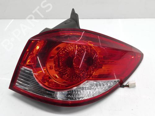 Używane Lampa tylna prawa CHEVROLET CRUZE Hatchback (J305) 1.7 D (131 hp) 30736833