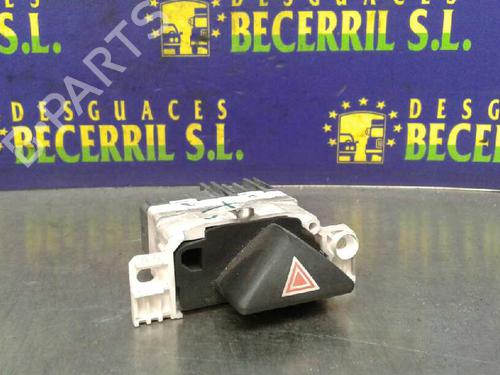 Used Warning switch FORD FOCUS I (DAW, DBW) [1998-2009]  8433098