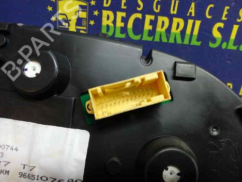 Instrument cluster PEUGEOT 308 I (4A_, 4C_) 1.6 HDi | BP8451186C47 