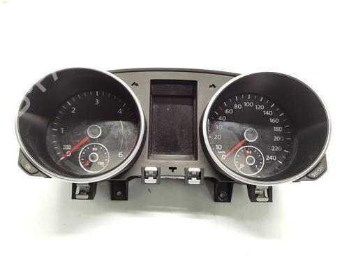 Used Instrument cluster VW GOLF VI (5K1) 1.6 TDI (105 hp) 30368552