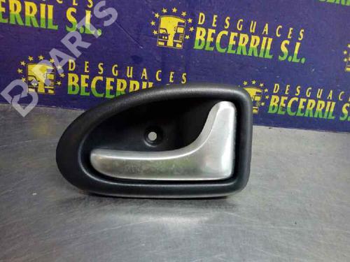 Used Front right interior door handle Front right interior door handle RENAULT CLIO II (BB_, CB_) 1.4 16V (B/CB0P, BB13) (98 hp) 8456180 8456180