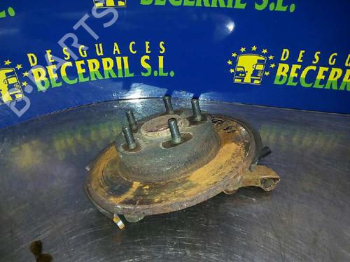 Used Right front steering knuckle LAND ROVER FREELANDER I (L314) 2.0 DI 4x4 (98 hp) 8454452