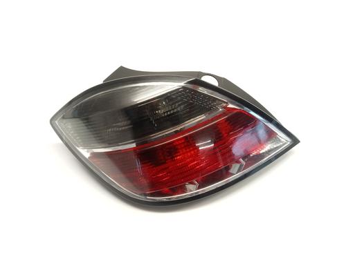 Used Left taillight OPEL ASTRA H (A04) [2004-2014]  24598281