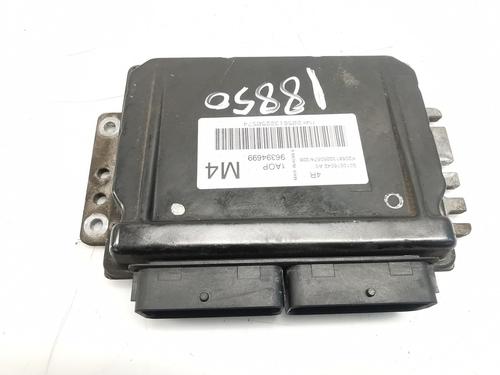 Used Engine control unit (ECU) DAEWOO NUBIRA (J100) 1.6 16V (106 hp) 24680410