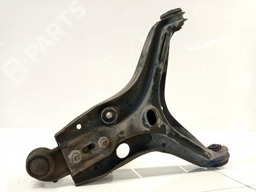 Used Right front suspension arm Right front suspension arm AUDI 80 B1 Saloon (80, 82) 1.6 GTE (110 hp) 11105701 11105701