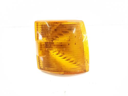 Used Right front indicator VW TRANSPORTER T4 Van (70A, 70H, 7DA, 7DH) 1.9 D (61 hp) 29071928