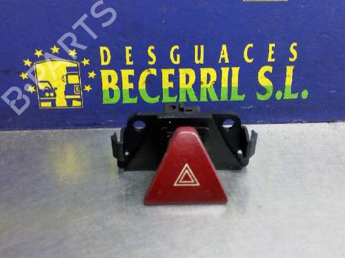Used Warning switch PEUGEOT 307 Break (3E) 1.6 HDi 110 (109 hp) 8443956