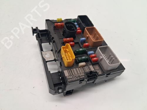 Used Fuse box Fuse box CITROËN C3 I (FC_, FN_) 1.1 i (60 hp) 33162482 33162482