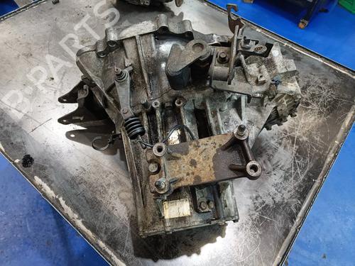 Gearbox HYUNDAI SANTA FÉ I (SM) 2.0 CRDi | BP17990685M3 