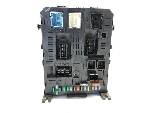 Fuse box CITROËN C4 I (LC_) 1.6 HDi 9661940480