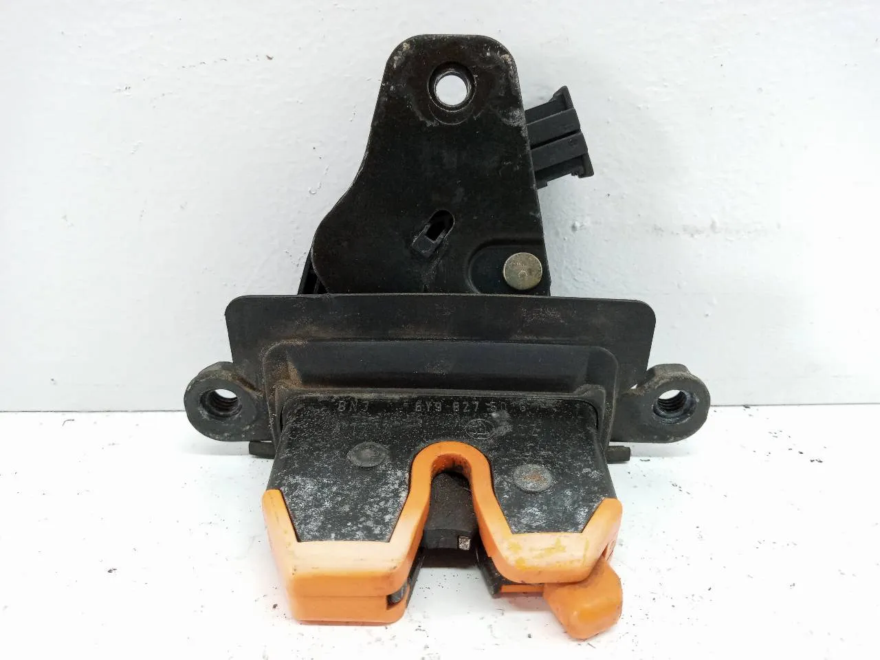 Tailgate lock SKODA FABIA I Combi (6Y5) 1.4 TDI 8480208 | B-Parts 