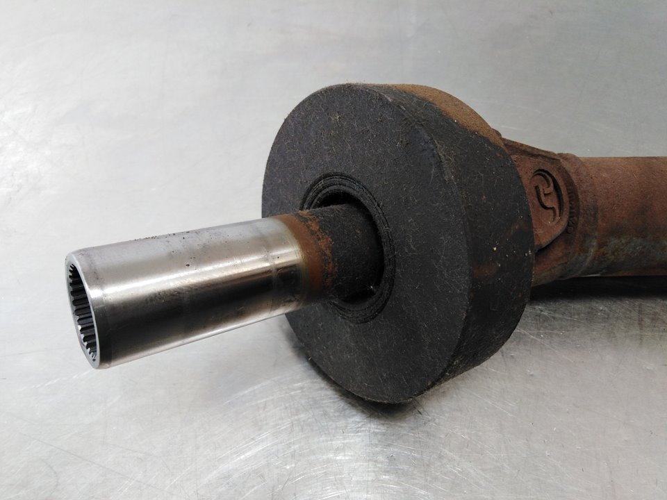 Driveshaft JEEP CHEROKEE (XJ) 2.5 TD 4x4 8476536 BParts