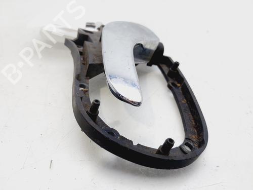 Venstre bak invendig håndtak SEAT LEON (1M1)  | BP26947966I15 