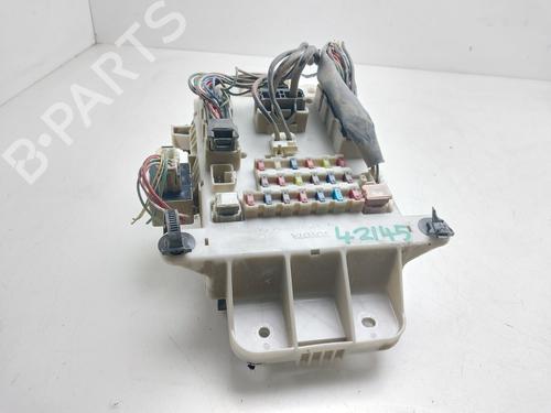 Used Fuse box Fuse box 37153050 37153050
