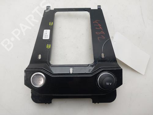 Middenconsole Middenconsole VW T-ROC (A11, D11) [2017-2026] 36090790 36090790