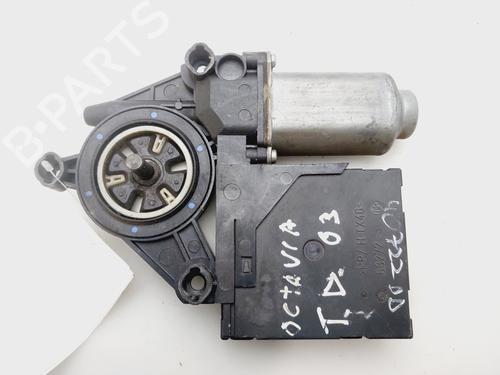 Used Right rear window motor SKODA OCTAVIA II (1Z3) 2.0 TDI (140 hp) 32411293