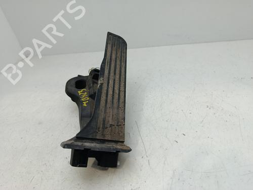 pedal-vw-passat-b6-variant-3c5-2005-2006-2007-2008-2009-2010-2011-32708050 main image