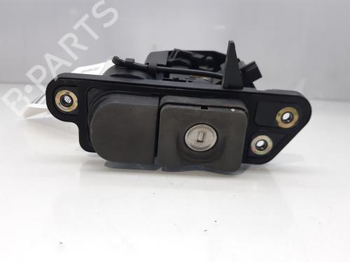 Used Tailgate handle MERCEDES-BENZ S-CLASS (W220) S 320 CDI (220.026, 220.126) (197 hp) 10699982