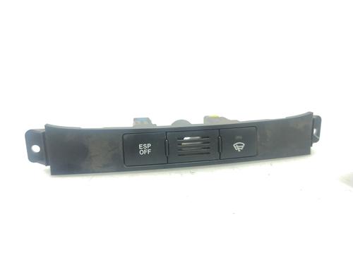Used Switch KIA CARNIVAL / GRAND CARNIVAL III (VQ) [2005-2015]  30554981