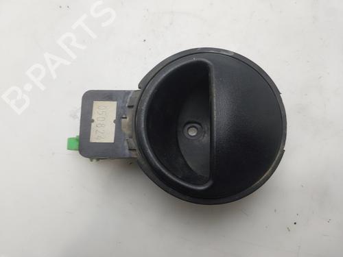 Used Front left interior door handle Front left interior door handle 37513758 37513758