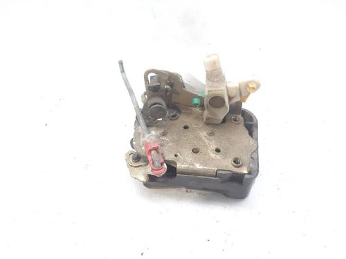 rear-left-lock-chrysler-pt-cruiser-pt_-20-04656933aa-2000-2001-2002-2003-2004-2005-2006-2007-2008-2009-2010-10632885 main image