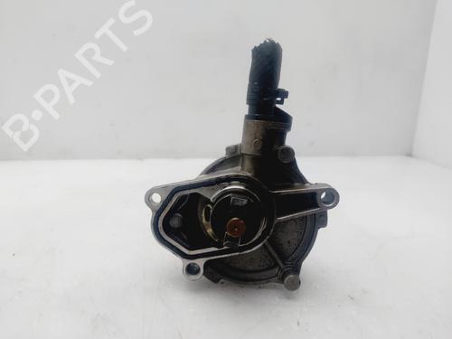 Used Vacuum pump KIA CERATO I Saloon (LD) 1.5 CRDi (102 hp) 25851545