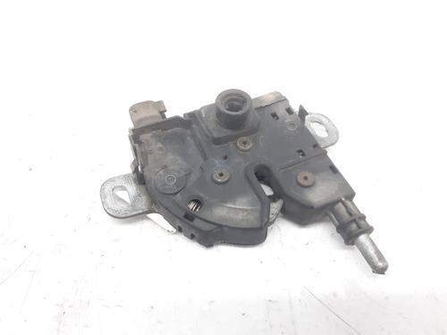 Used Hood lock FORD FOCUS I (DAW, DBW) 1.8 TDCi (100 hp) 12402144