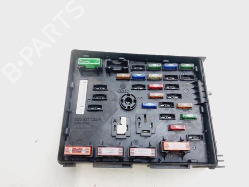 Used Fuse box VW TIGUAN (5N_) [2007-2018]  26006794
