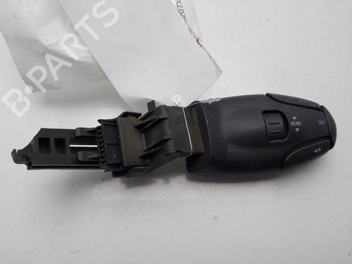 switch-peugeot-206-hatchback-2ac-1998-1999-2000-2001-2002-2003-2004-2005-2006-2007-2008-2009-2010-2011-2012-32696070 main image