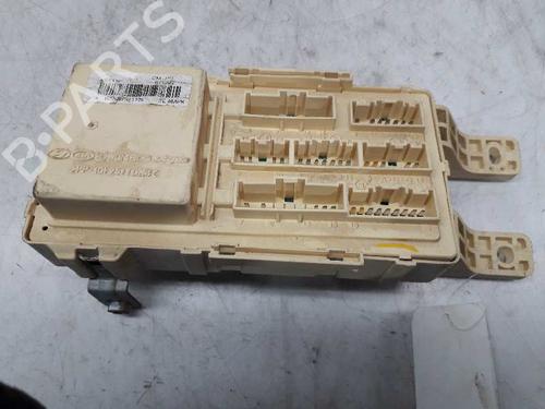 Used Fuse box HYUNDAI SANTA FÉ II (CM) 2.2 CRDi 4x4 (155 hp) 2995331