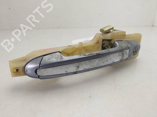 front-left-exterior-door-handle-hyundai-santa-fe-ii-cm-2005-2006-2007-2008-2009-2010-2011-2012-2013-2014-2015-39637409 main image