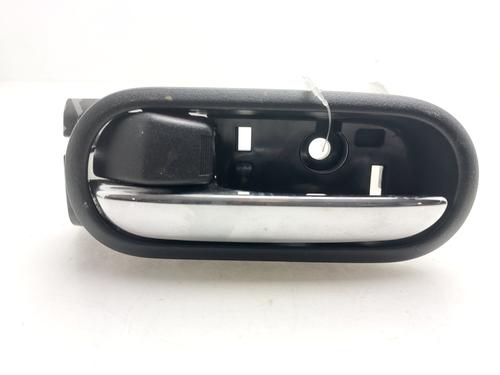 Used Rear left interior door handle Rear left interior door handle 37156574 37156574