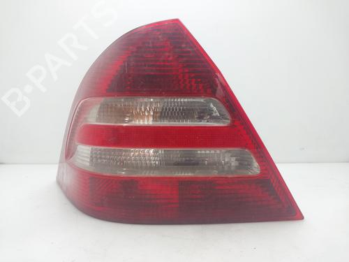 Used Left taillight MERCEDES-BENZ C-CLASS (W203) C 200 CDI (203.004) (116 hp) 20174770