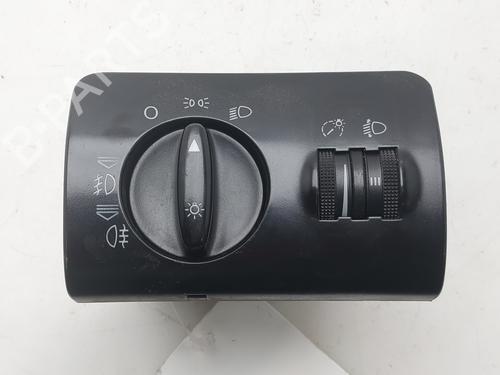 Used Headlight switch Headlight switch 37757028 37757028