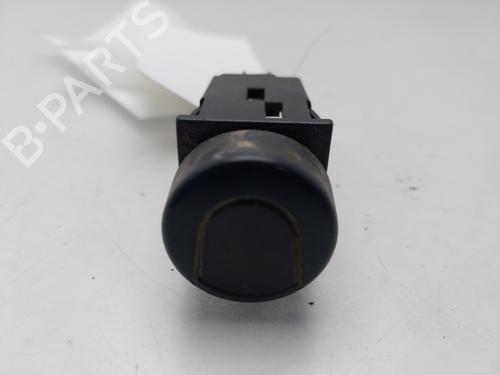 Used Warning switch Warning switch CITROËN BERLINGO / BERLINGO FIRST MPV (MF_, GJK_, GFK_) 1.9 D (MFDJY) (68 hp) 33793044 33793044