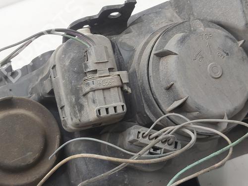 Right headlight RENAULT MEGANE II Saloon (LM0/1_) | BP37630247C29 - Image 2