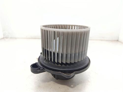 Heater blower motor KIA CEE'D Hatchback (ED) | BP38411123M62 - Image 3