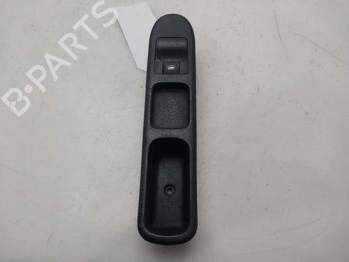 Used Right front window switch Right front window switch PEUGEOT 207 (WA_, WC_) 1.4 16V (95 hp) 39398220 39398220