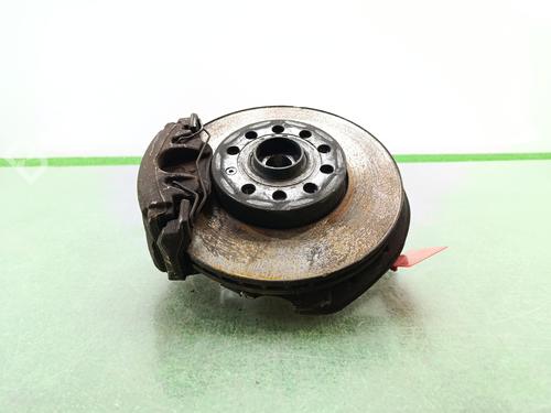 Used Left front steering knuckle VW TOURAN (1T1, 1T2) [2003-2010]  27987858
