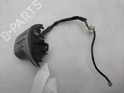 Used Switch Switch TOYOTA AURIS (_E18_) 1.4 D-4D (NDE180_, NDE180R) (90 hp) 33982398 33982398
