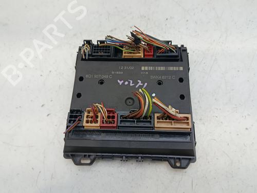 Zekeringkast VW POLO IV (9N_, 9A_) 1.4 16V (75 hp) 30655961