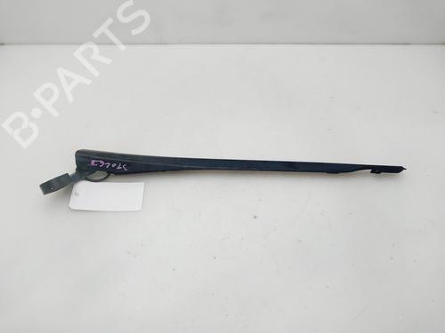 Used Front windshield wiper arm SEAT LEON (1P1) 1.9 TDI (105 hp) 30601524